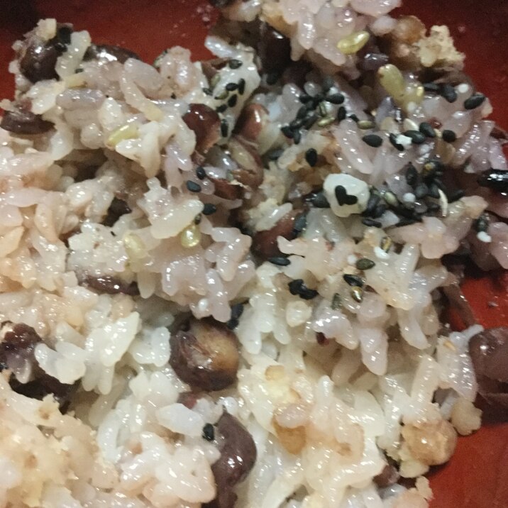 もち雑穀米入り赤飯